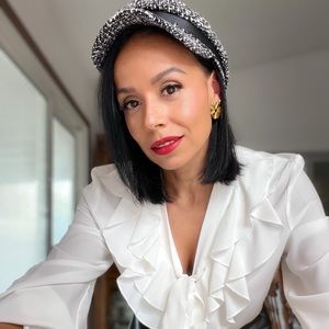 Meet your Posher, Paula